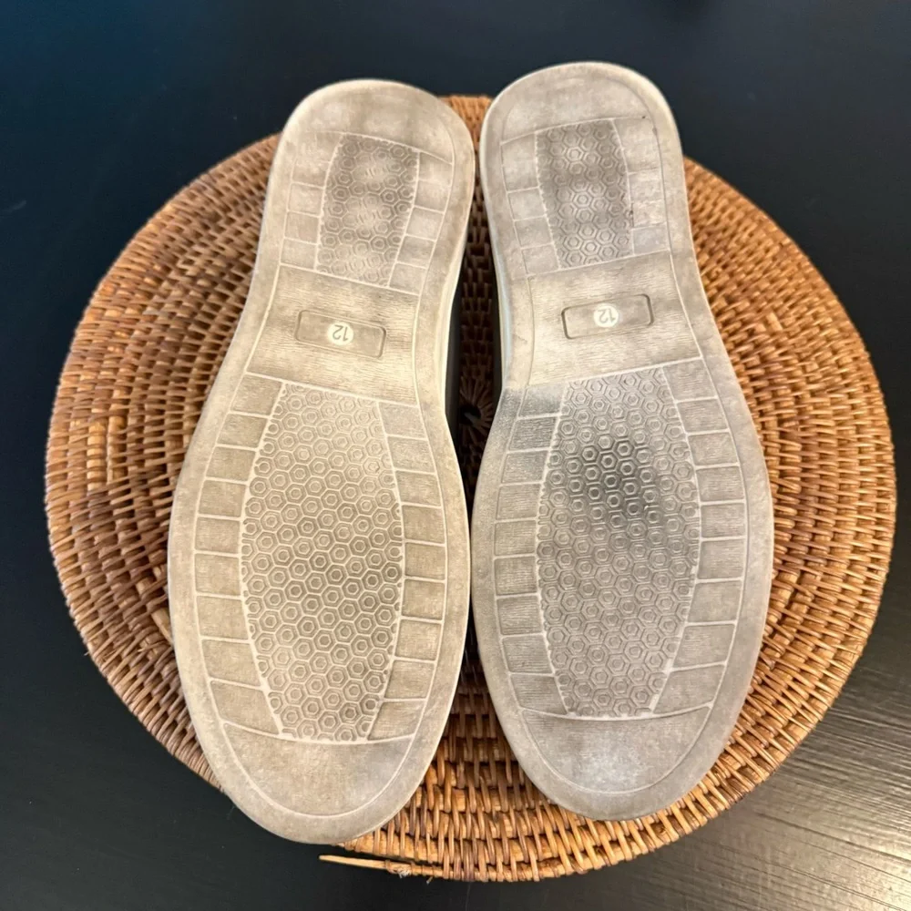 Avenue Men’s Casual Loafers Size 12‎